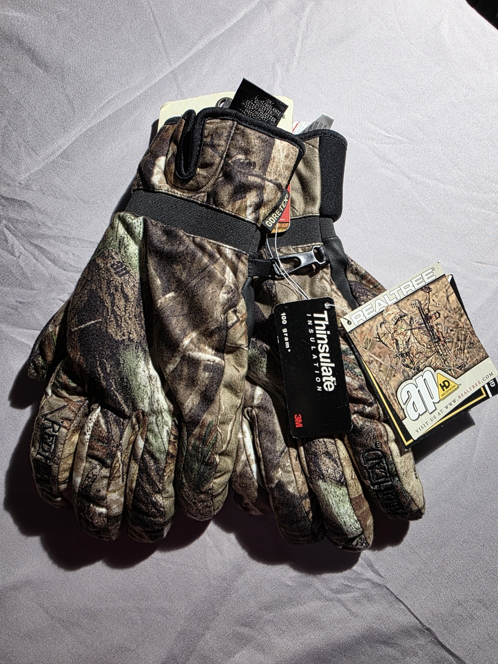 Gortex RedHead Realtree Camo Men’s Hunting Gloves in Brown and Green